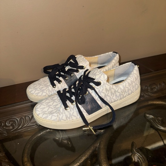 Michael Kors Cream and Navy Sneakers - Picture 1 of 6